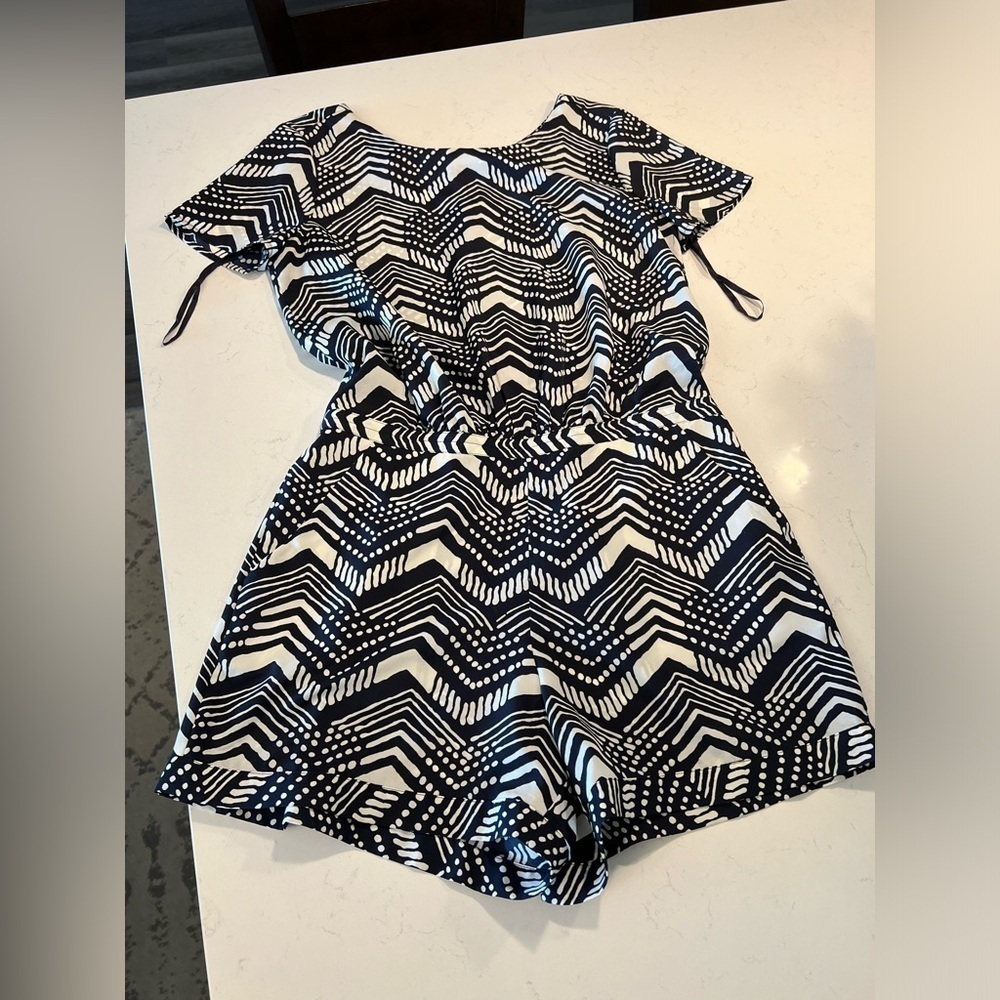 J. Crew Printed Blue Short Sleeve Romper size 8